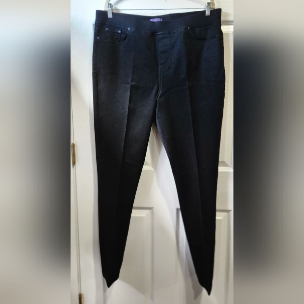 NYDJ Not your daughter's jeans black pullon pant jegging w/tummy control…